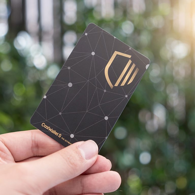 A Look at the Credit Card Shaped Hardware Device Called ‘Coolwallet’