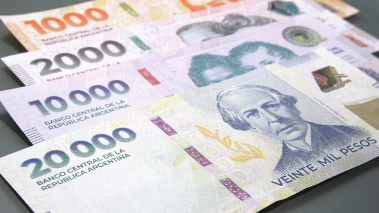 Argentina’s Banking Groups Are Quietly Building Peso Stablecoins for the Institutional Market