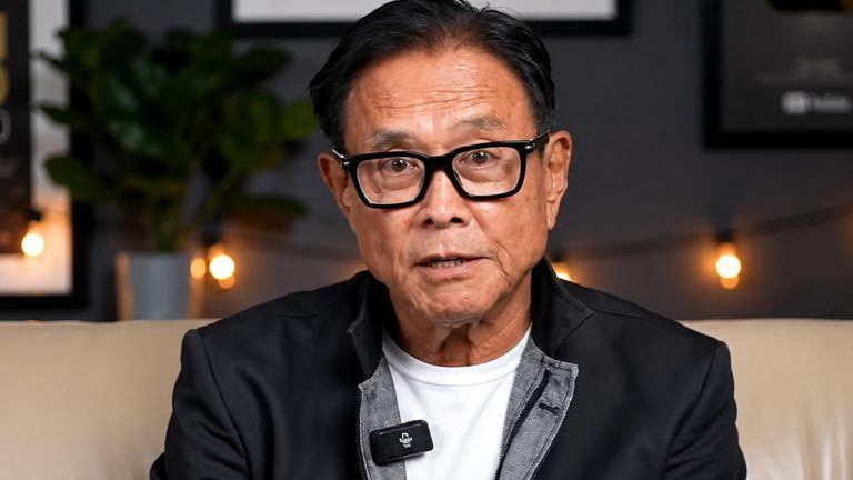 Robert Kiyosaki Reinforces Crash Warning — Foresees Many Wiped out Amid ‘Bankrupt’ US Economy