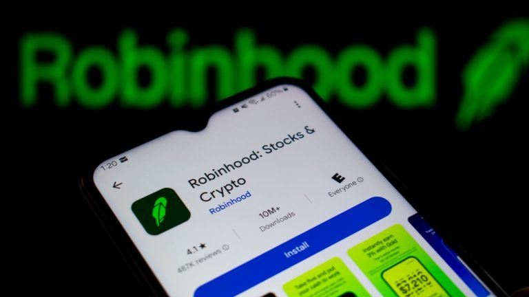 Robinhood Engineers Accused of Turning Listings Into Insider Trades